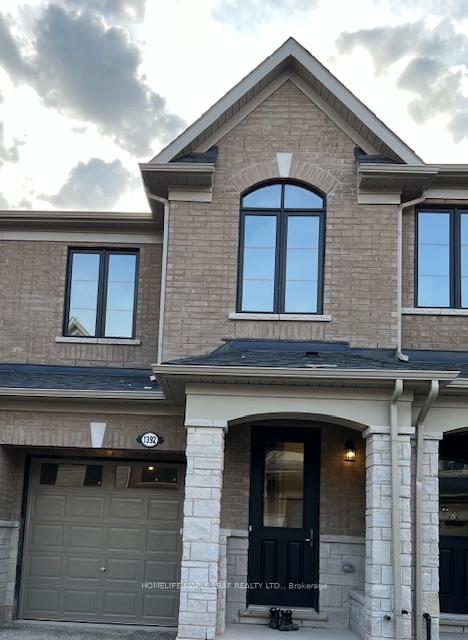 1392-national-common-burlington-ontario-w12721048