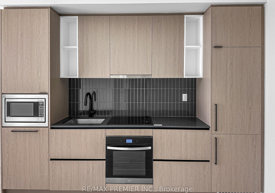 1285-dupont-street-toronto-ontario-w12721384