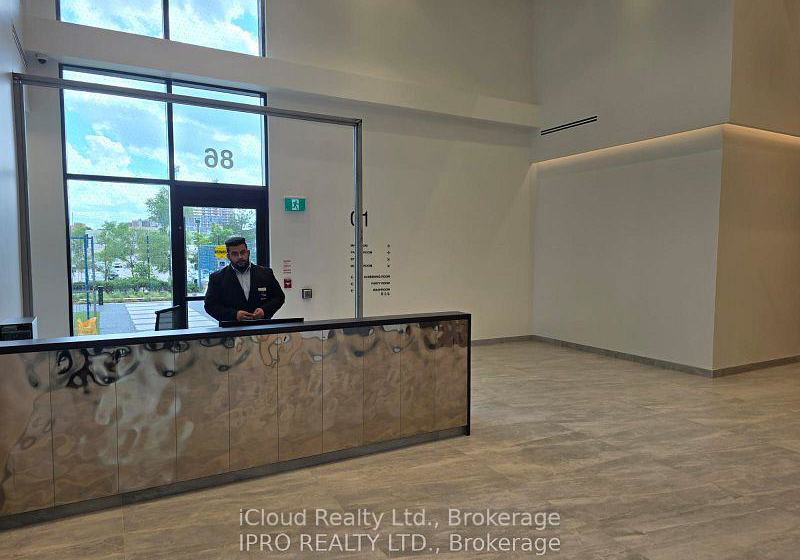 86-dundas-street-mississauga-ontario-w12722130