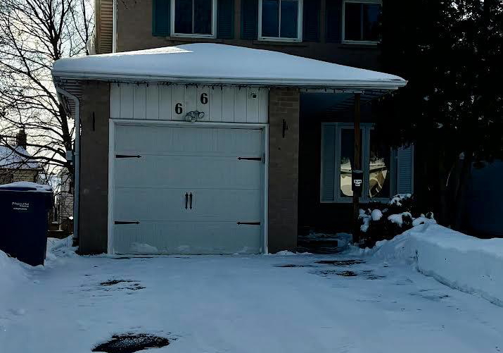 66-berkshire-square-brampton-ontario-w12722214