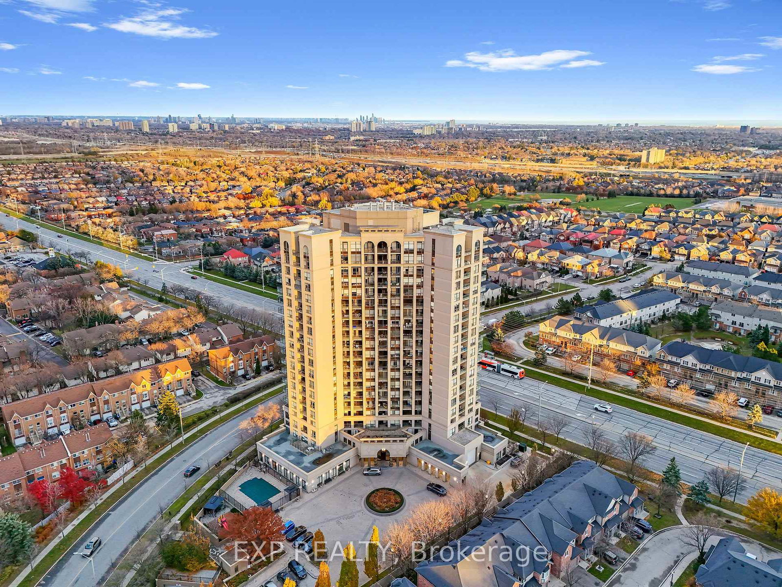 220-forum-drive-mississauga-ontario-w12722512