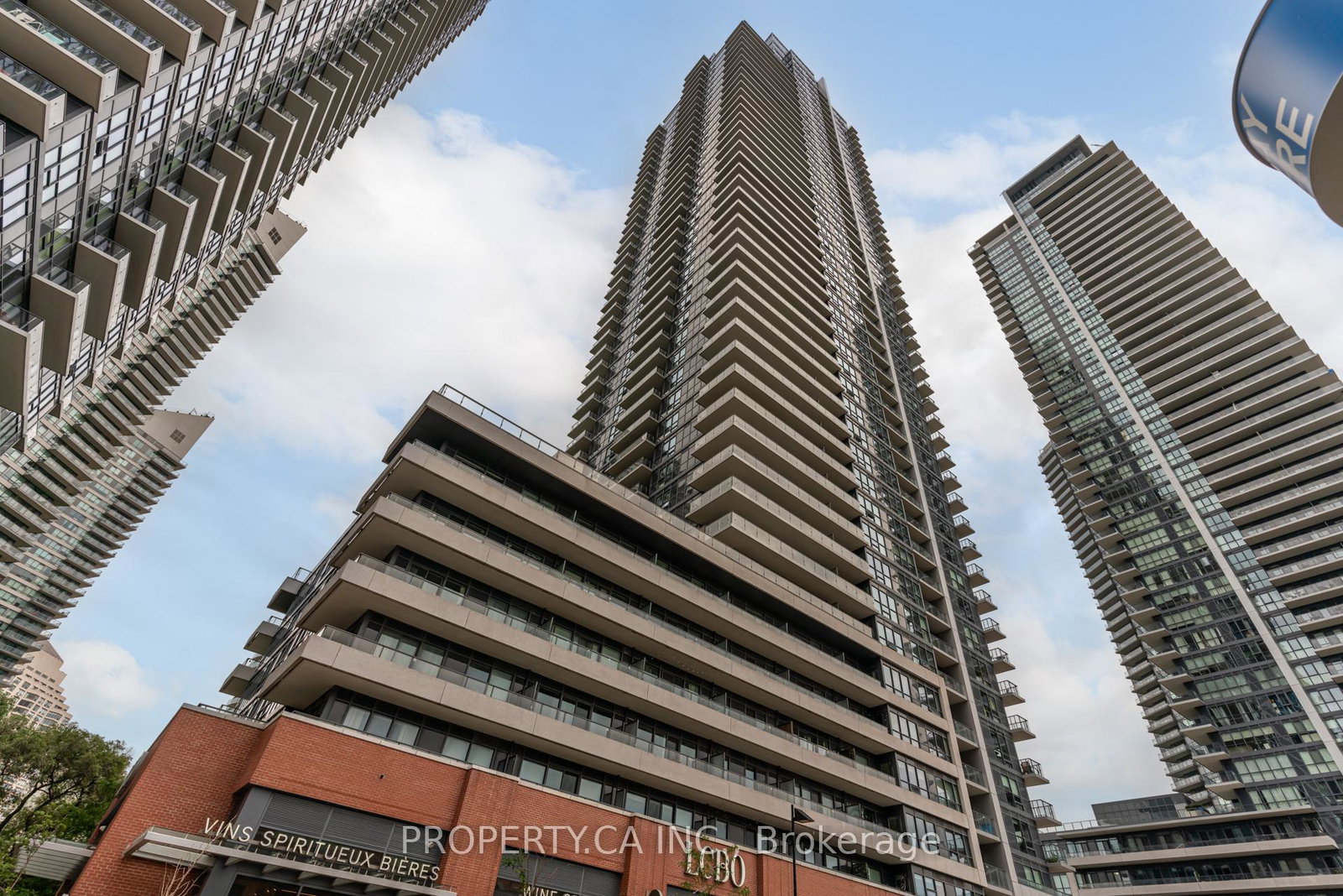2220-lake-shore-boulevard-w-etobicoke-ontario-w12723986