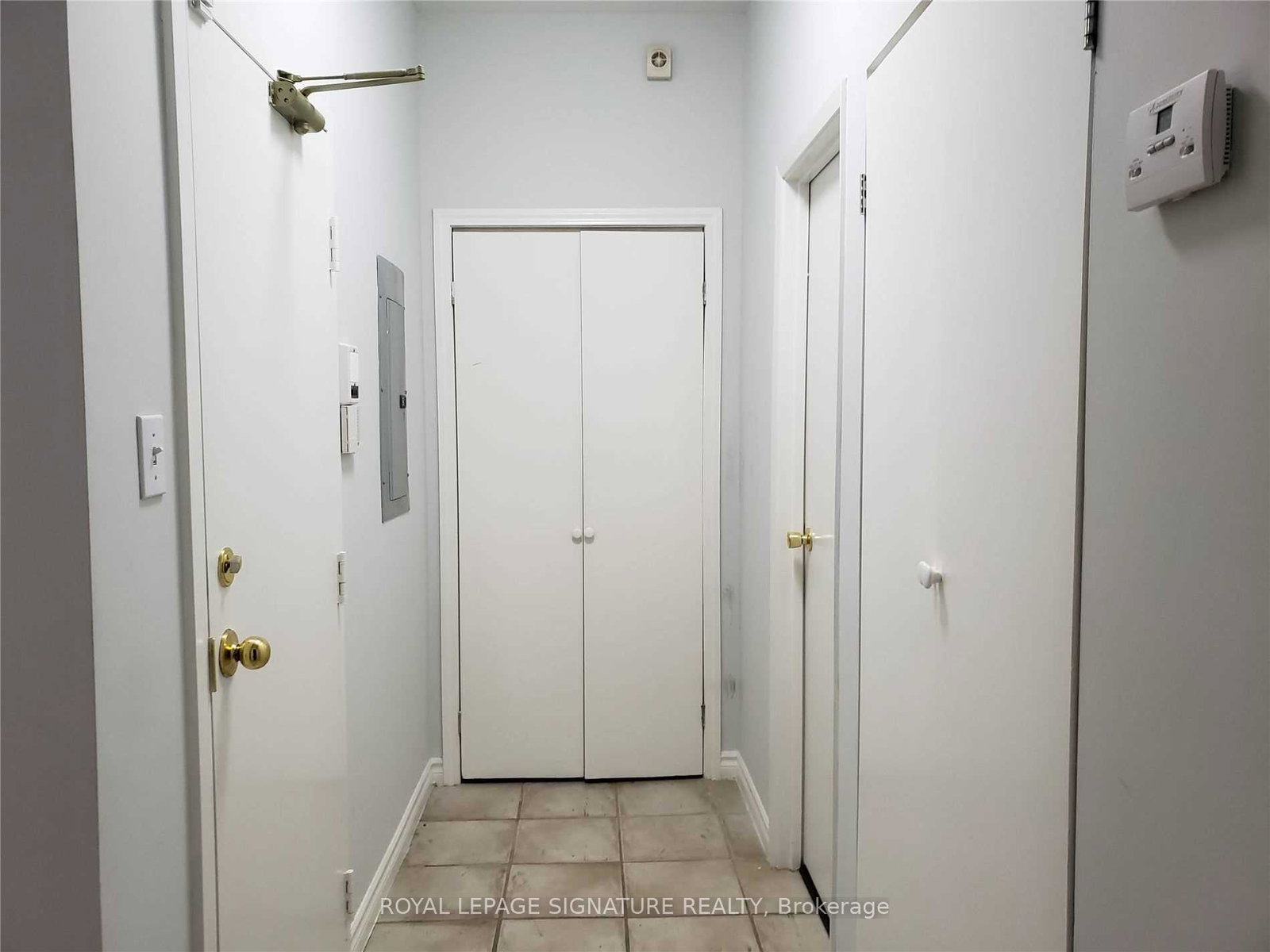 22queen-street-s-mississauga-ontario-w12724240
