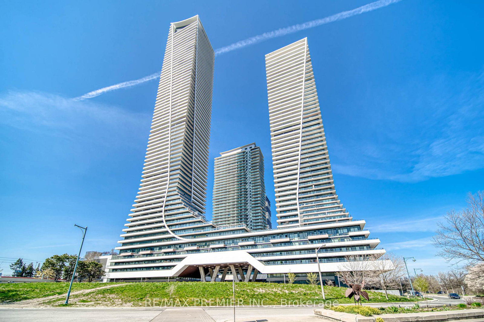 30-shore-breeze-drive-etobicoke-ontario-w12724312