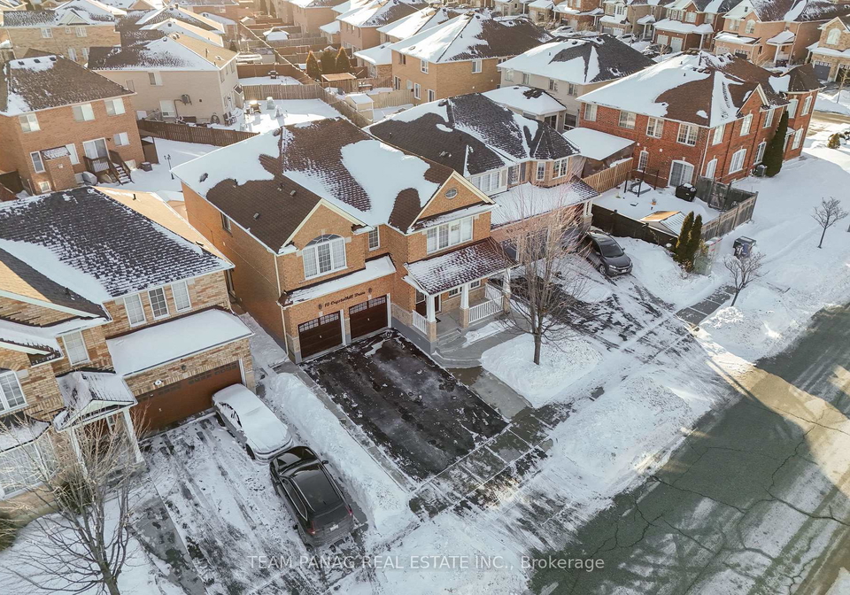 10-crystalhill-drive-brampton-ontario-w12724678