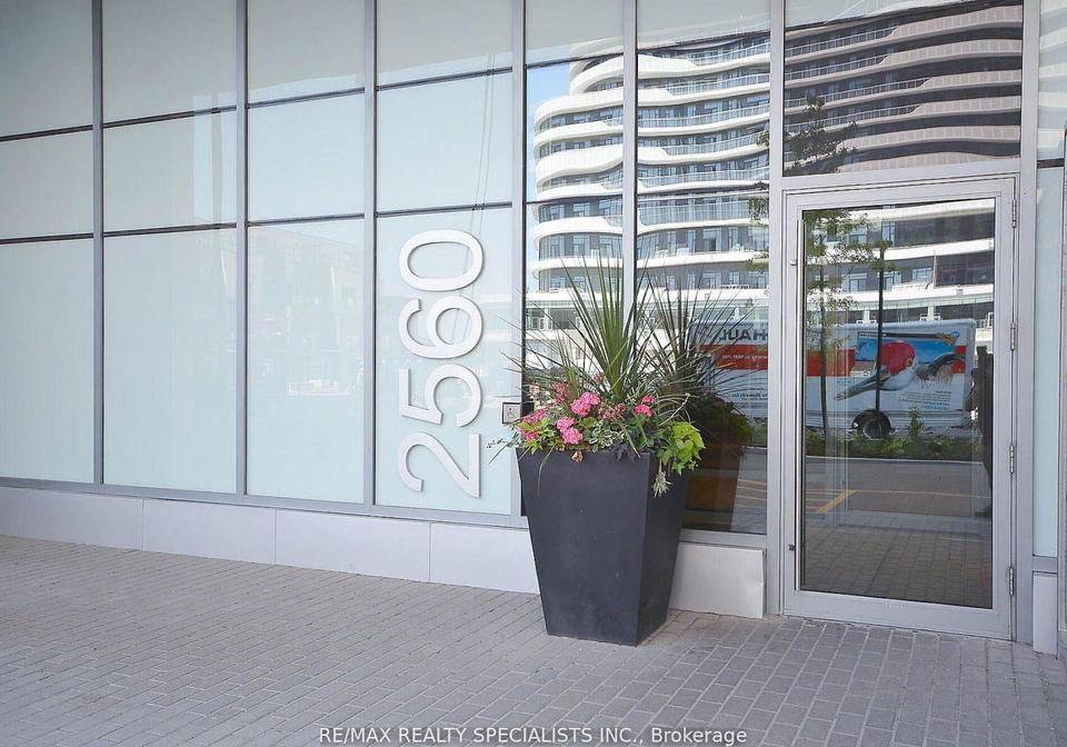 2560-eglinton-avenue-w-mississauga-ontario-w12724772