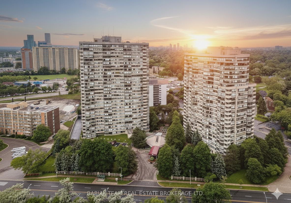 1300-islington-avenue-etobicoke-ontario-w12724824
