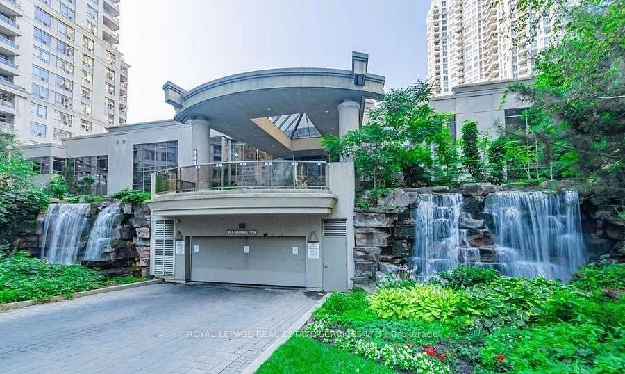3880-duke-of-york-boulevard-mississauga-ontario-w12724828