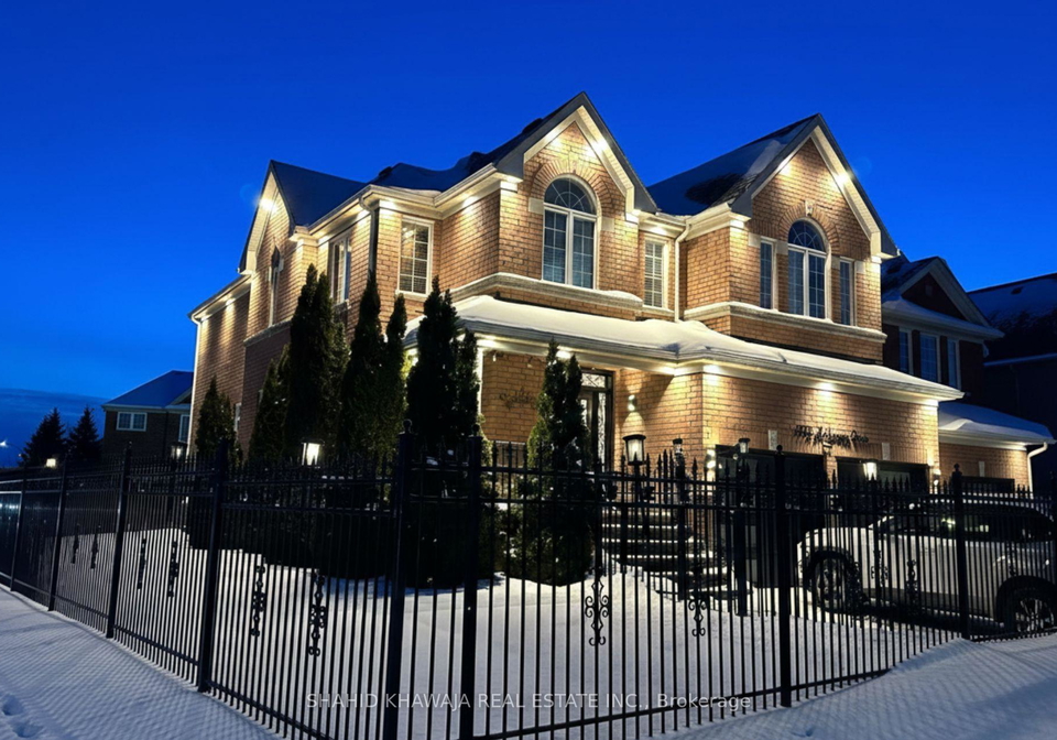 4772-half-moon-grove-mississauga-ontario-w12725096