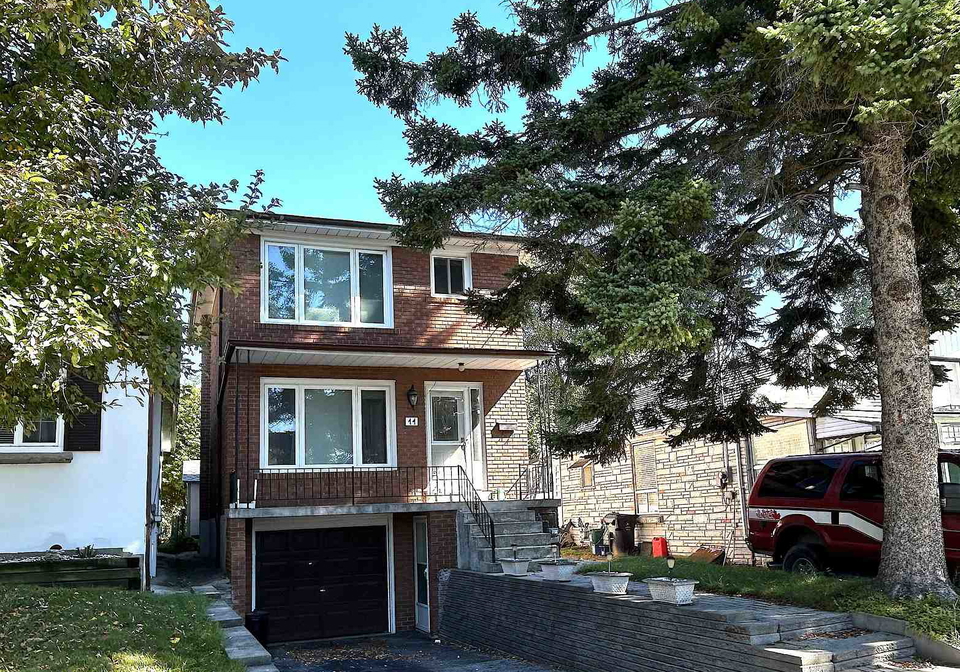 11-forty-first-street-etobicoke-ontario-w12725448