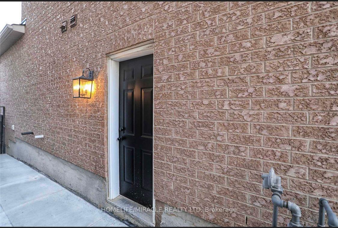 71-pantomine-boulevard-brampton-ontario-w12725970