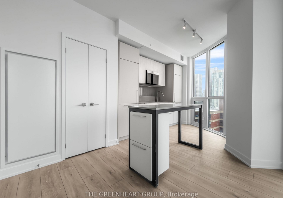 1-fairview-road-e-mississauga-ontario-w12725976