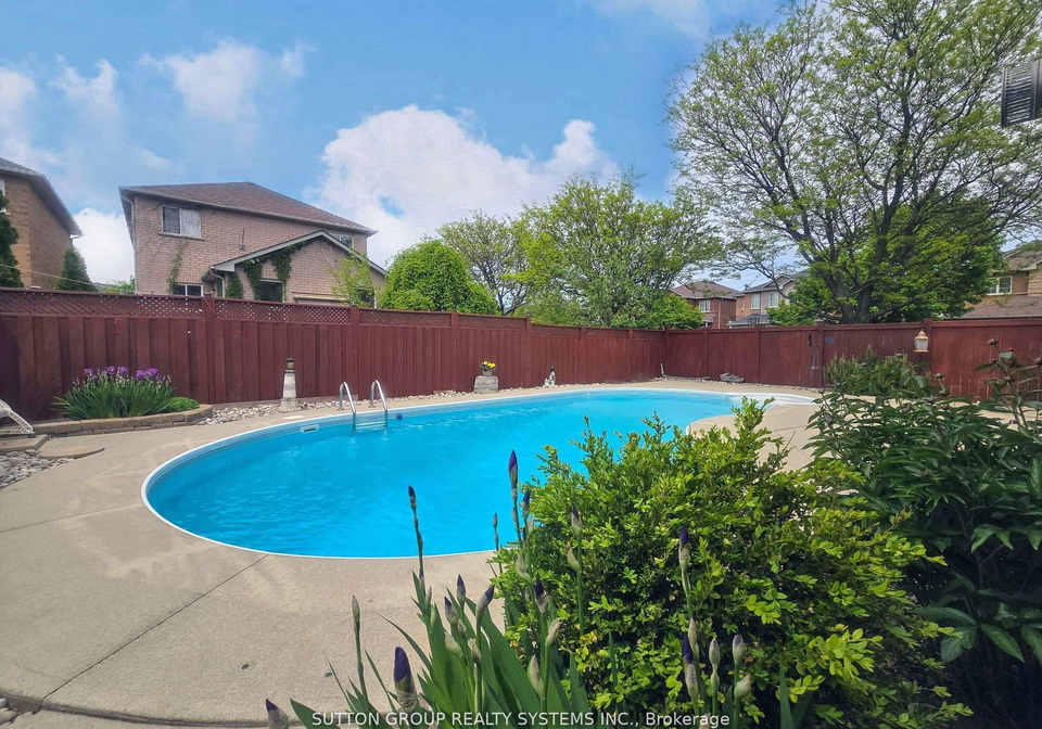 3945-foxwood-avenue-mississauga-ontario-w12725988