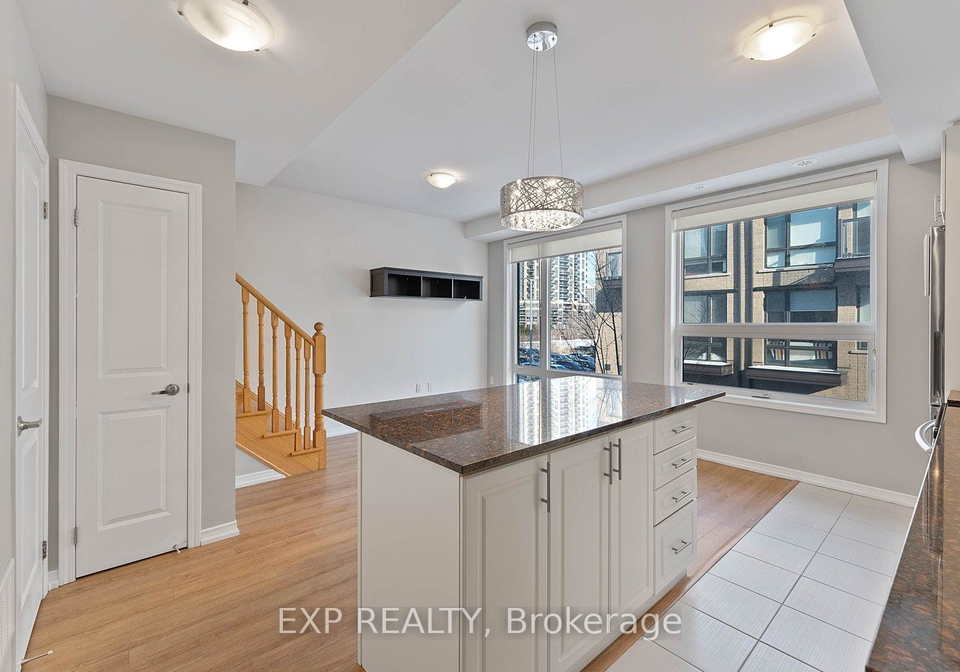 32-fieldway-road-etobicoke-ontario-w12726044