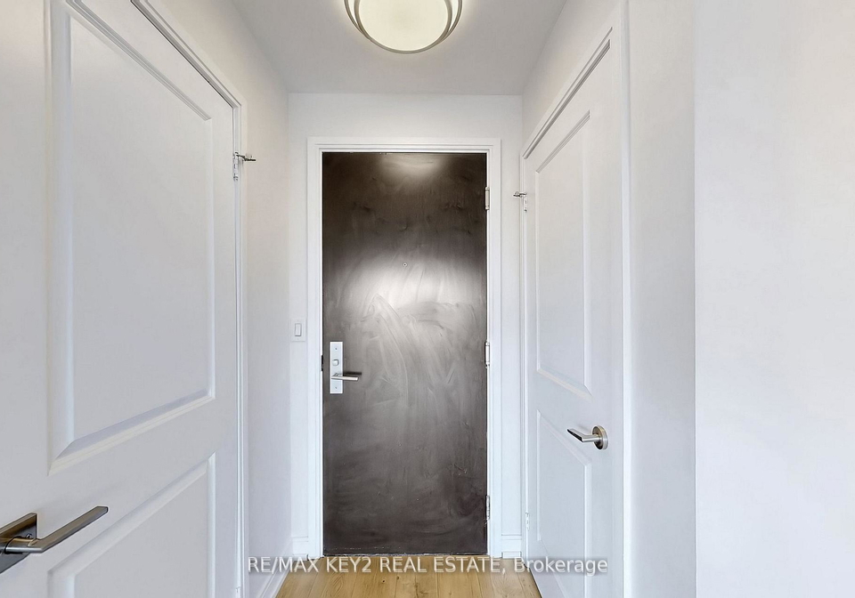 50-absolute-avenue-mississauga-ontario-w12726048