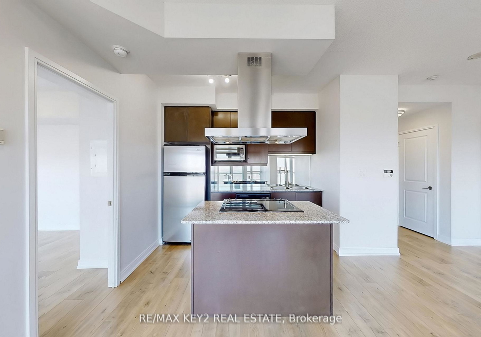 50-absolute-avenue-mississauga-ontario-w12726048