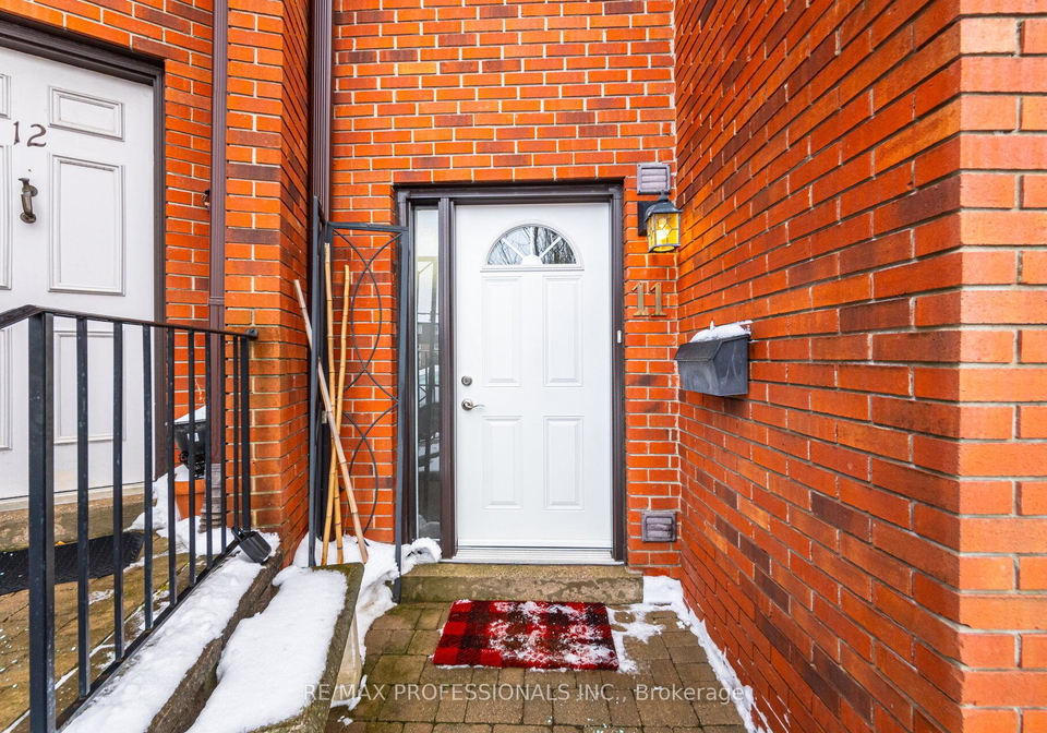 1755-rathburn-road-e-mississauga-ontario-w12726234