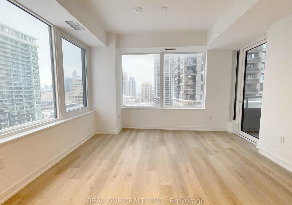 395-square-one-drive-mississauga-ontario-w12726594