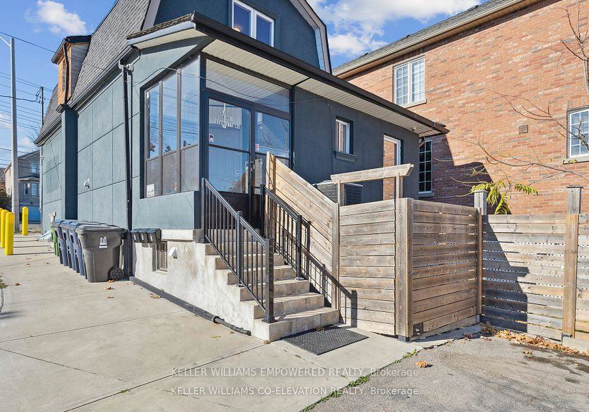 681-scarlett-road-etobicoke-ontario-w12726652
