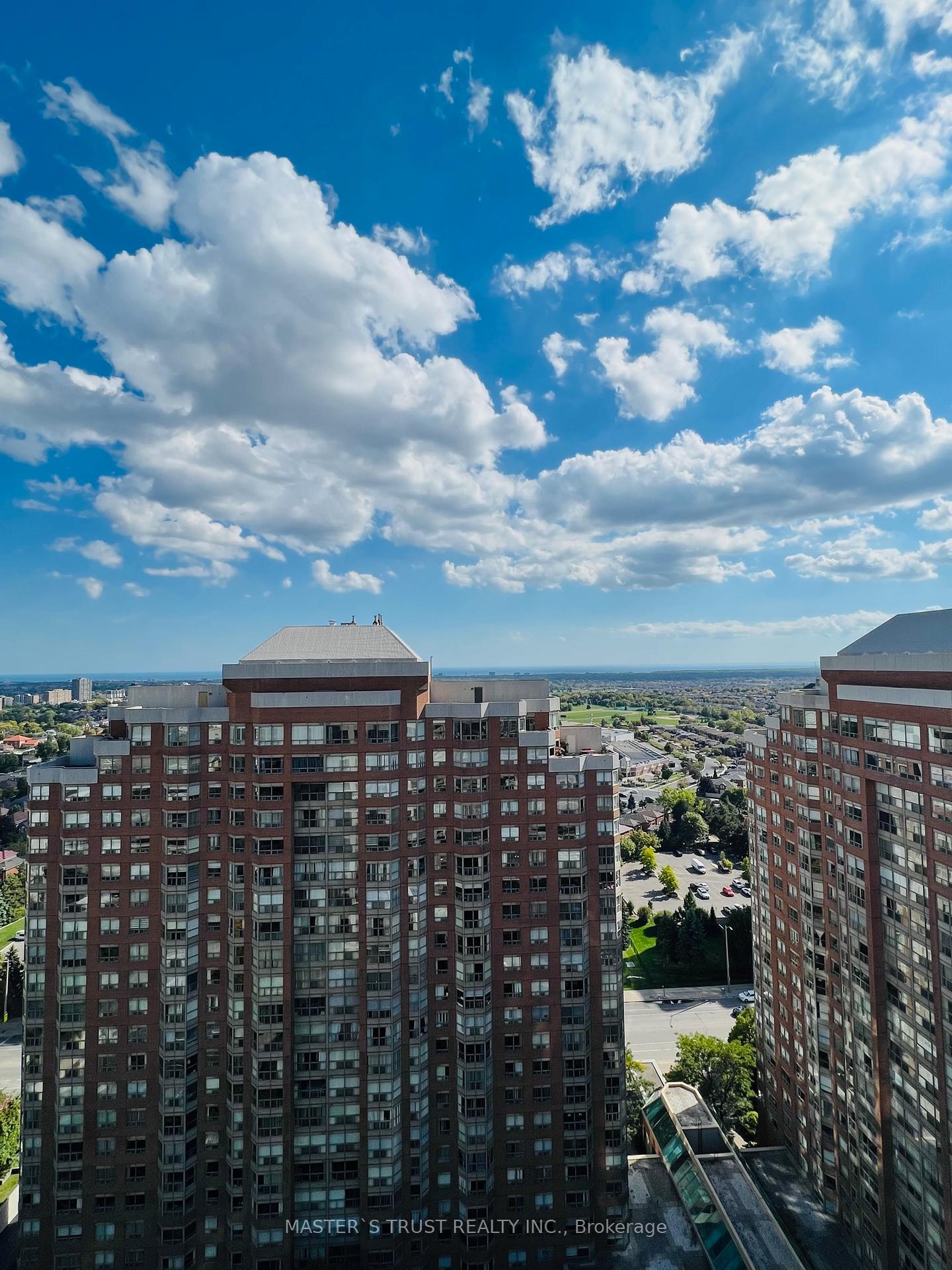 310-burnhamthorpe-road-w-mississauga-ontario-w12726678