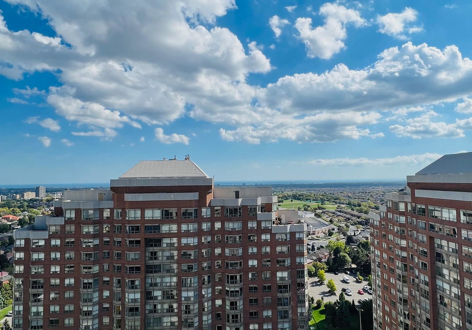 310-burnhamthorpe-road-w-mississauga-ontario-w12726678