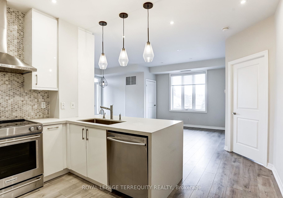 245-dalesford-road-etobicoke-ontario-w12727804