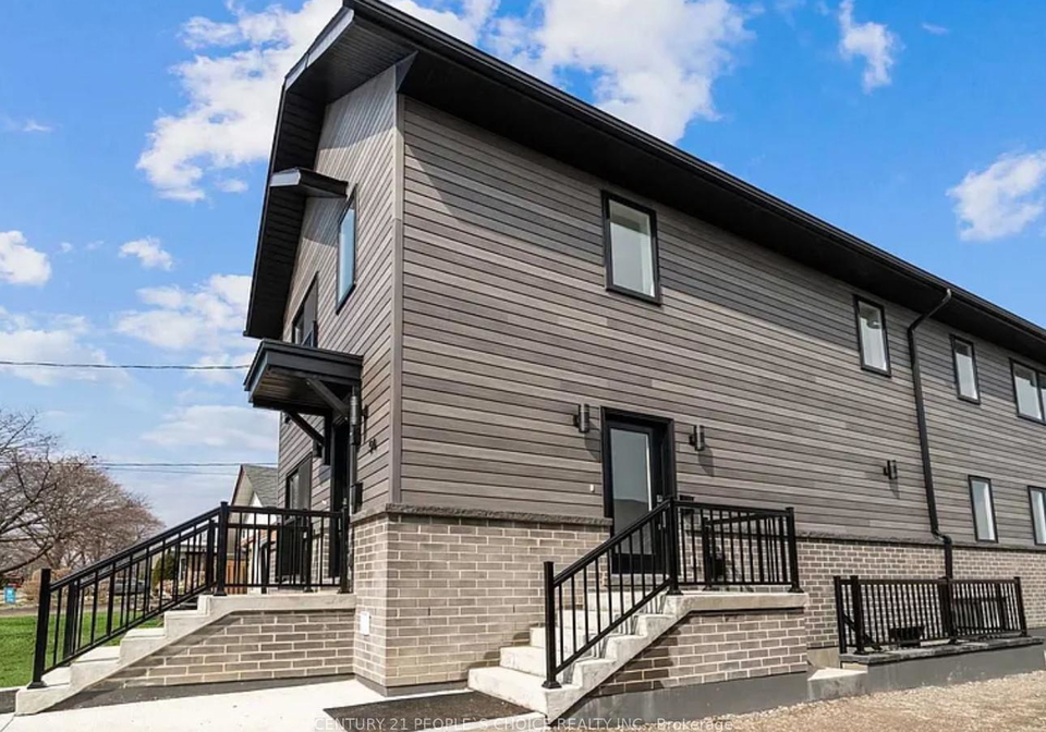 54-westhampton-drive-etobicoke-ontario-w12727864