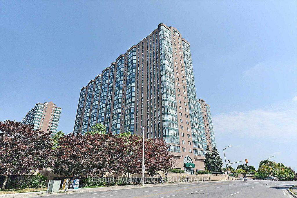 135-hillcrest-avenue-mississauga-ontario-w12728152