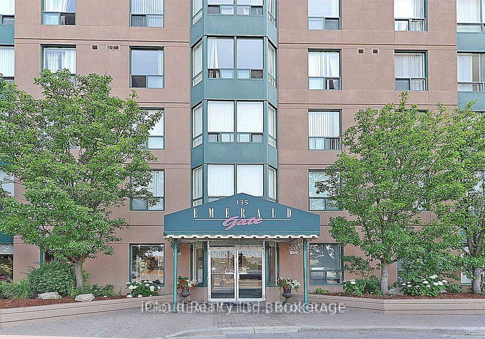 135-hillcrest-avenue-mississauga-ontario-w12728152