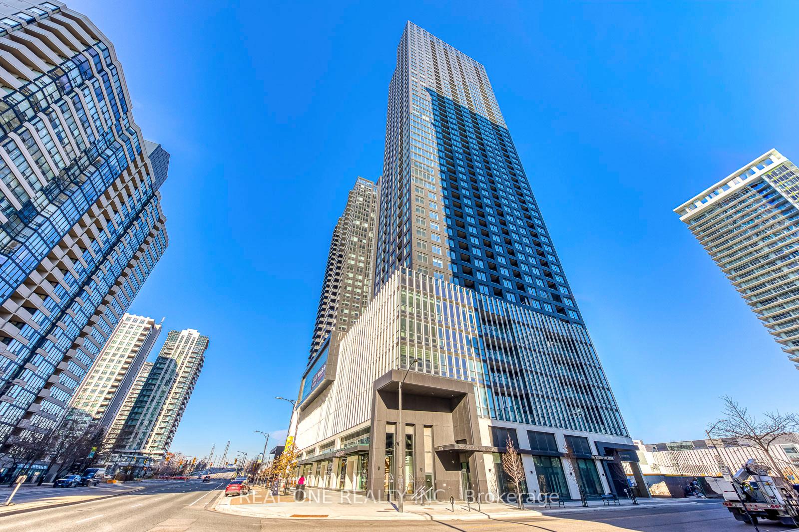 395-square-one-drive-mississauga-ontario-w12728686