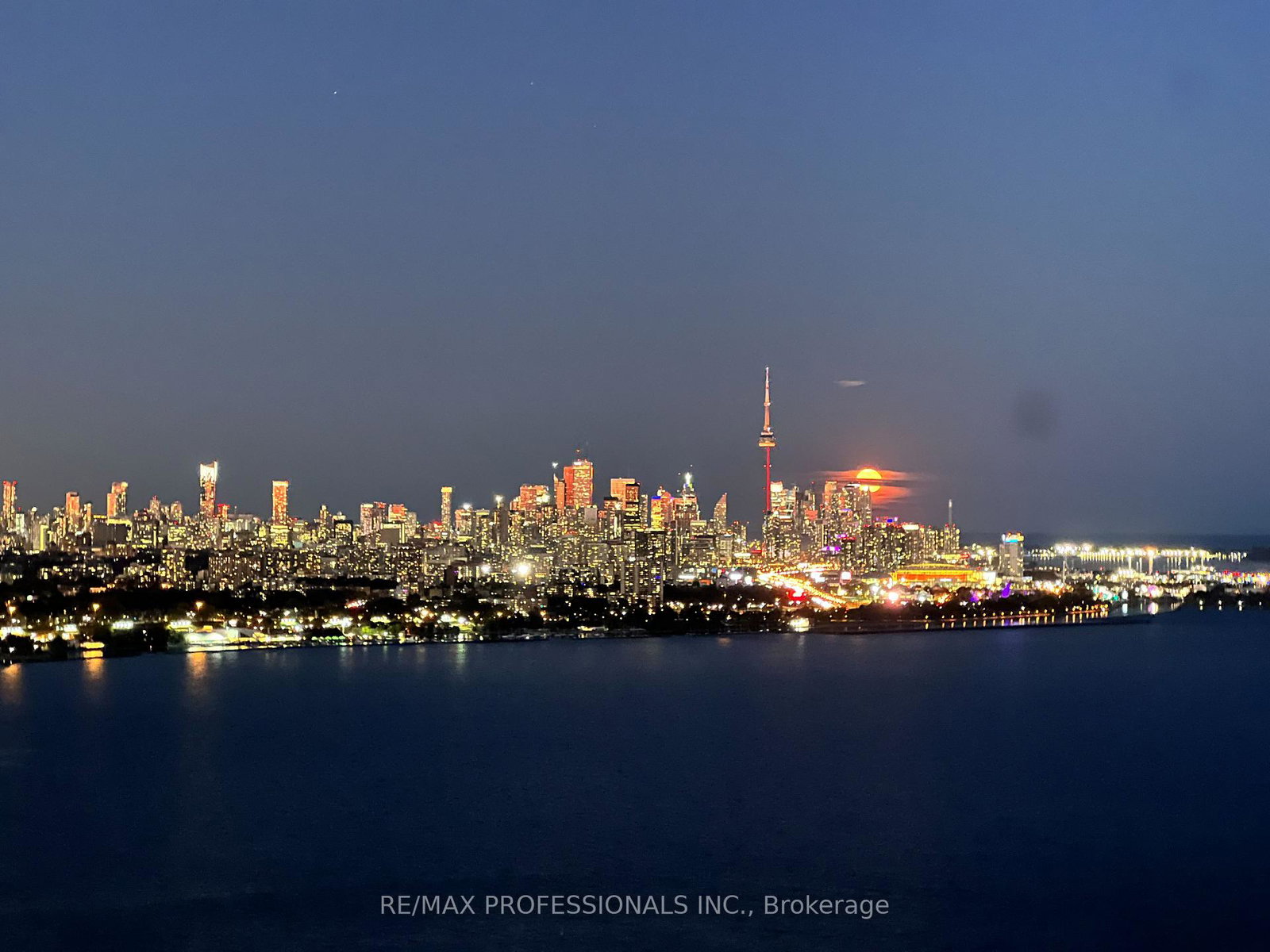20-shore-breeze-drive-etobicoke-ontario-w12728742