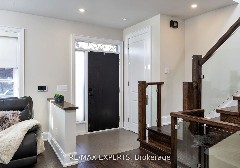 5-dartmouth-crescent-etobicoke-ontario-w12728828