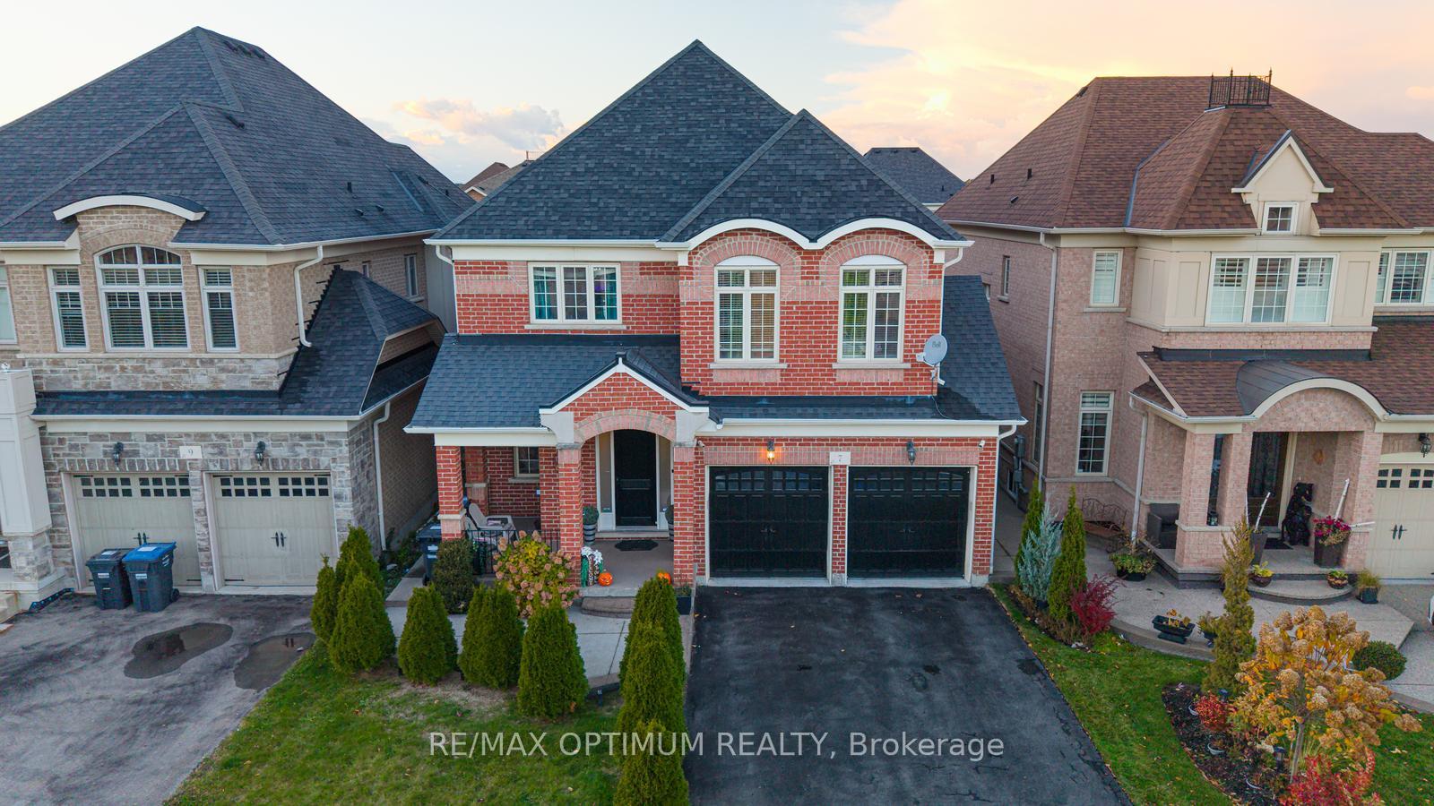7-legendary-circle-brampton-ontario-w12728896