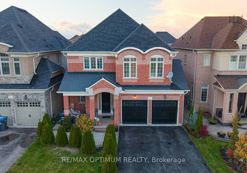7-legendary-circle-brampton-ontario-w12728896