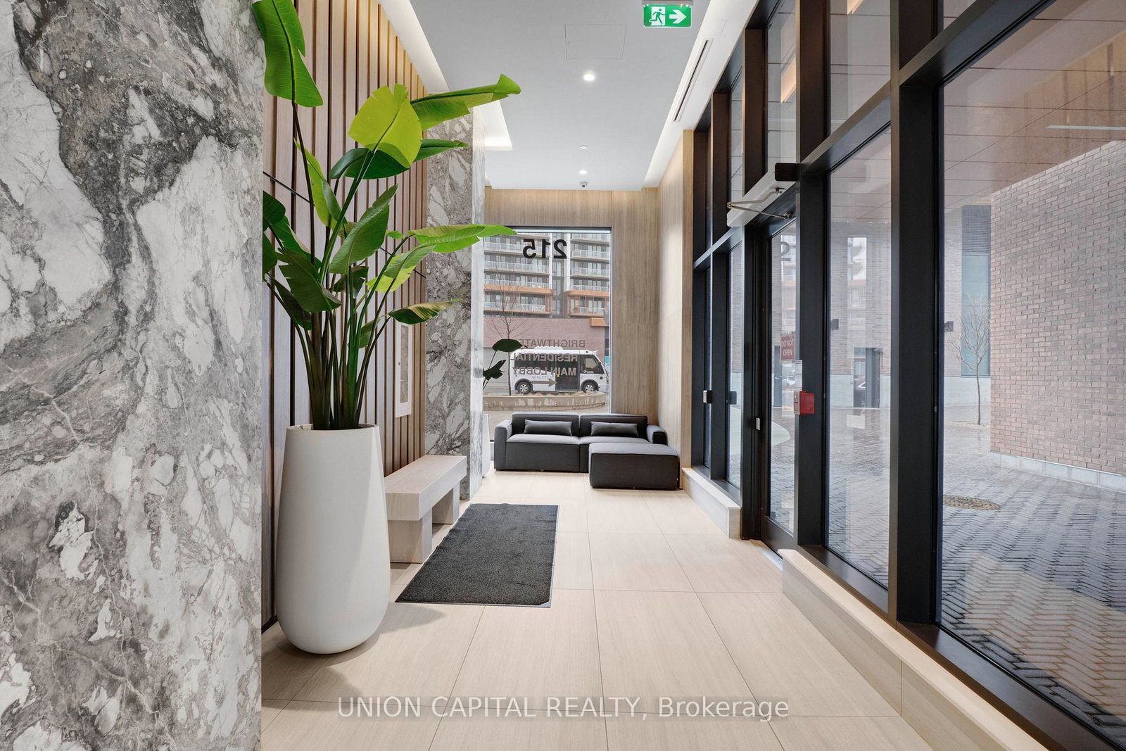 215-lakeshore-road-w-mississauga-ontario-w12729340