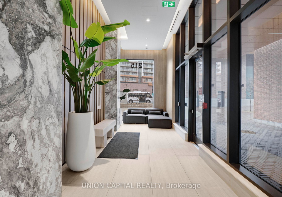 215-lakeshore-road-w-mississauga-ontario-w12729340