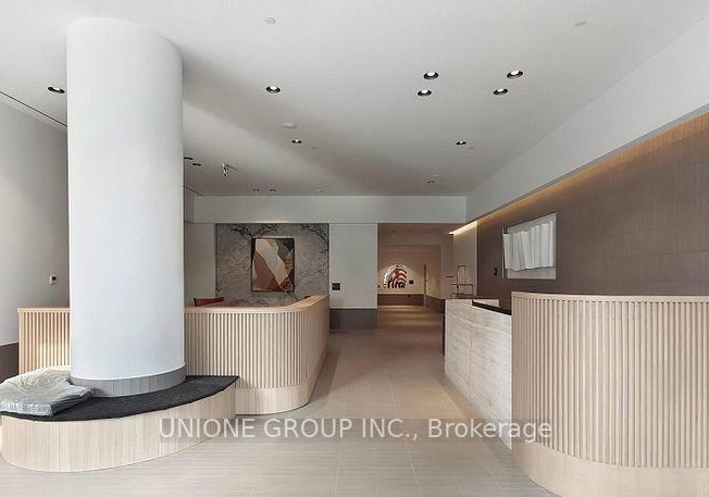 395-square-one-drive-mississauga-ontario-w12729586