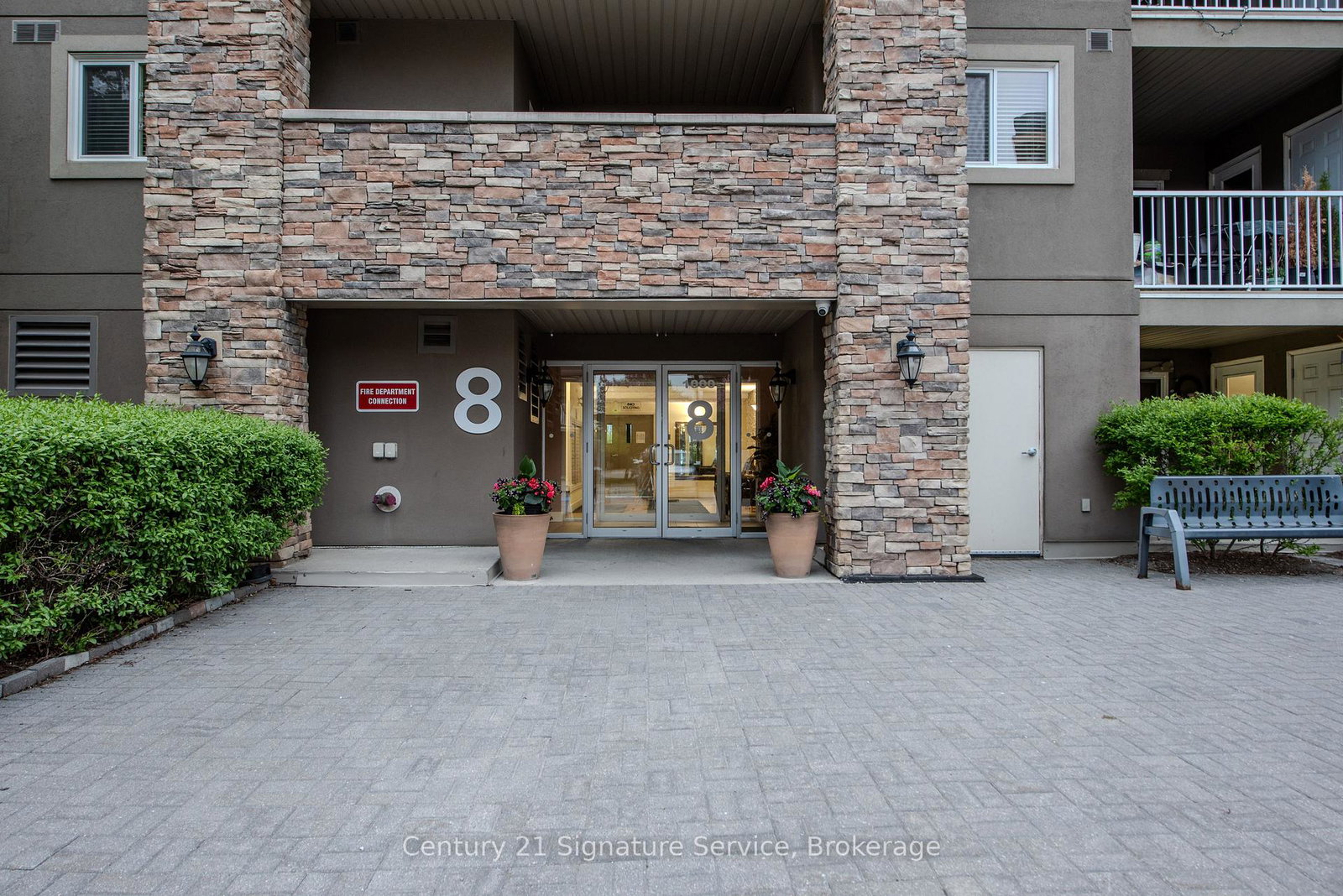 8-dayspring-circle-brampton-ontario-w12730352