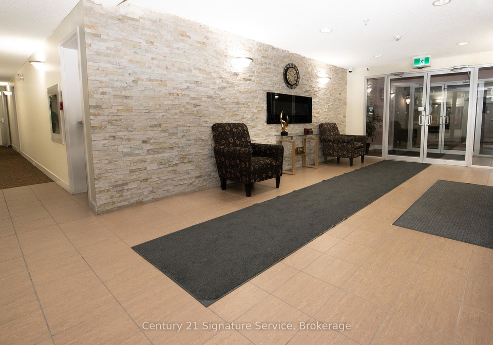 8-dayspring-circle-brampton-ontario-w12730352