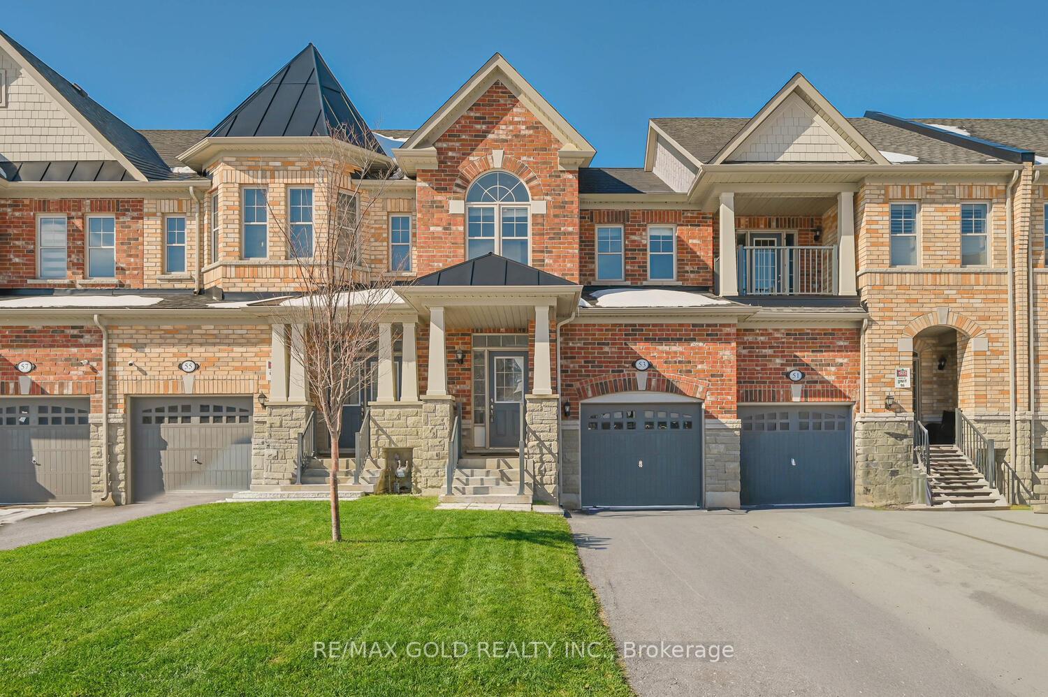 53-finegan-circle-brampton-ontario-w12730766
