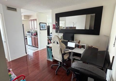 1-elm-drive-w-mississauga-ontario-w12730834