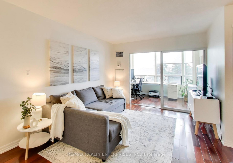 135-hillcrest-avenue-mississauga-ontario-w12730842