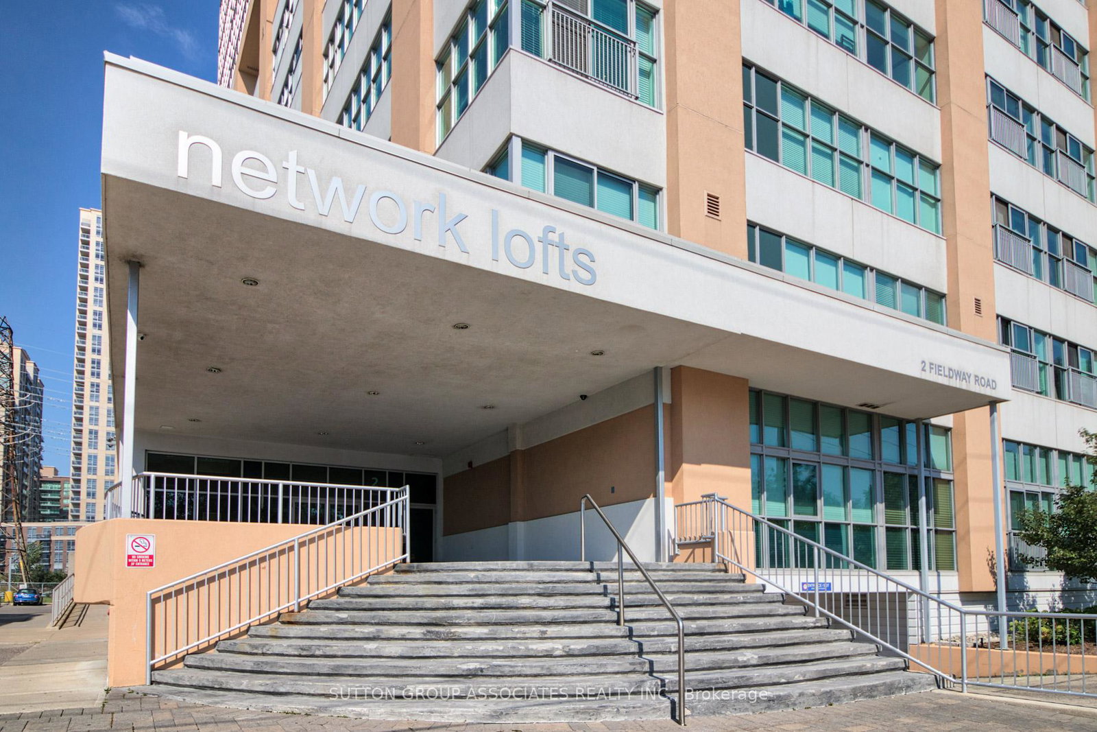 2-fieldway-road-etobicoke-ontario-w12730872