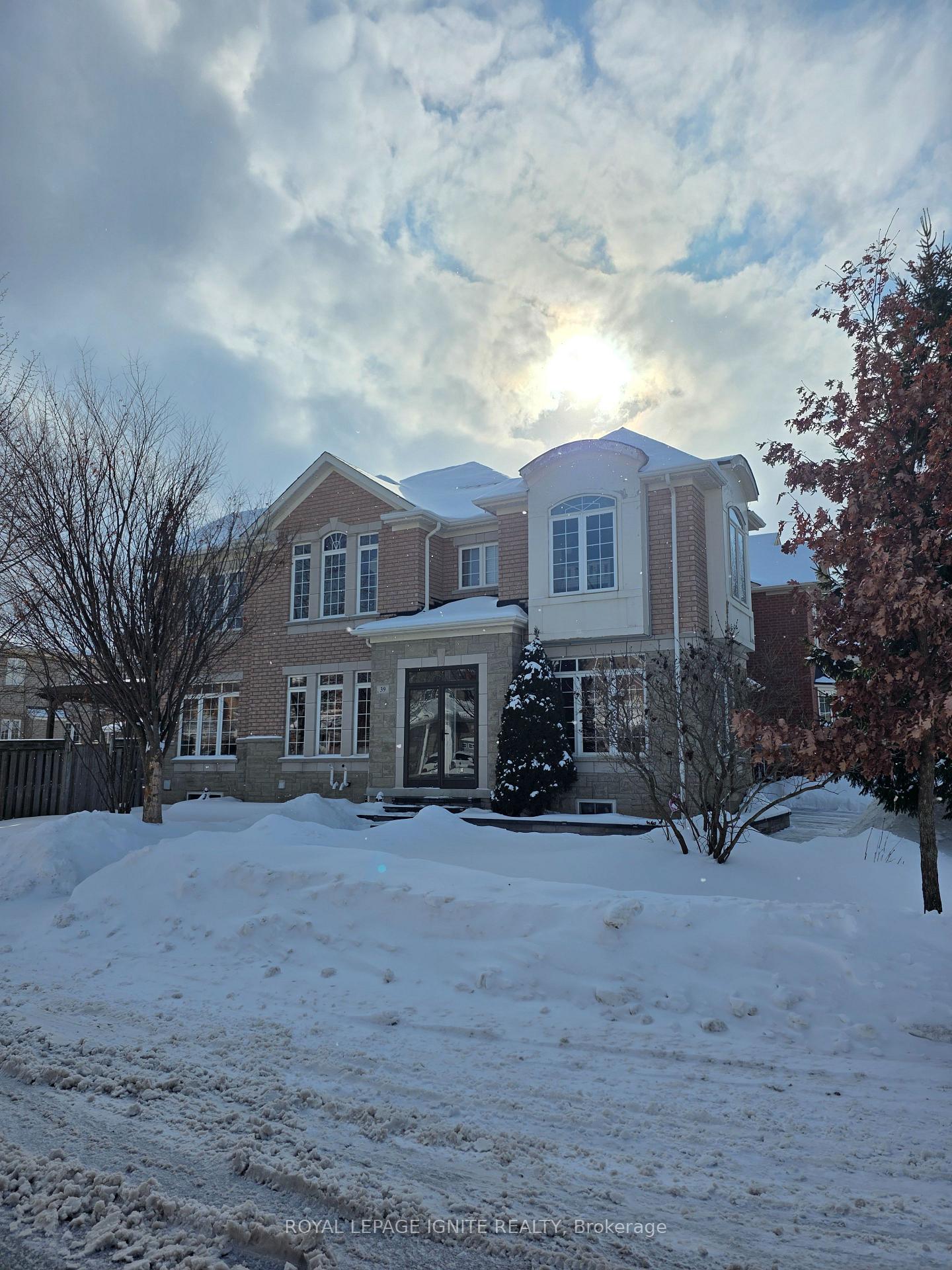 39-begonia-crescent-brampton-ontario-w12731024