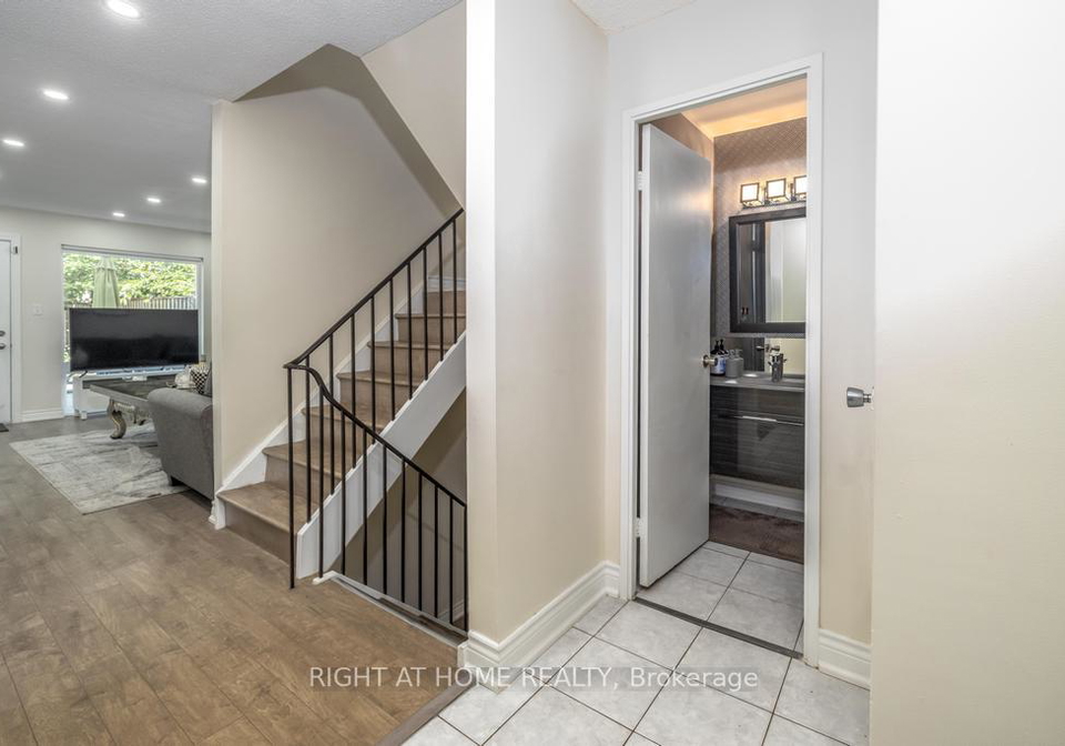 23-four-winds-drive-york-ontario-w12731226