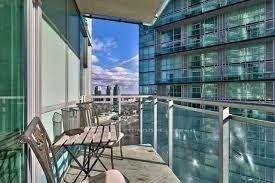 220-burnhamthorpe-road-w-mississauga-ontario-w12731324