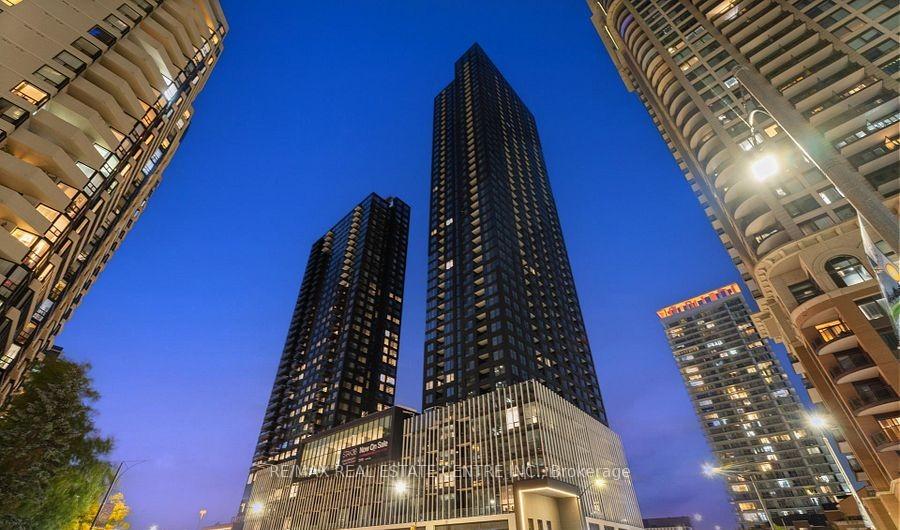 395-square-one-drive-mississauga-ontario-w12731390