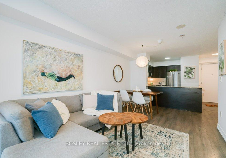 812-lansdowne-avenue-toronto-ontario-w12731664