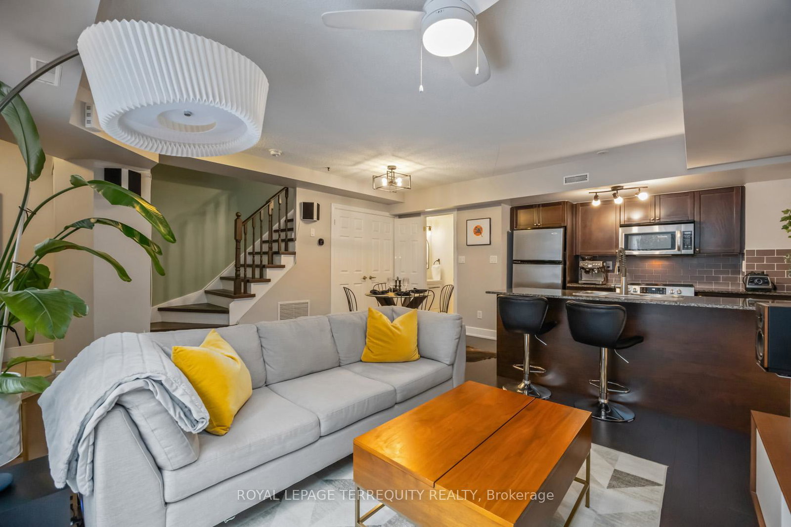 25-turntable-crescent-toronto-ontario-w12731728