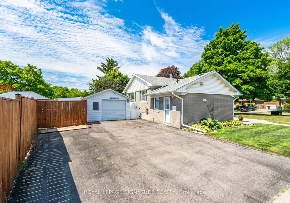 24-lesbury-avenue-brampton-ontario-w12731858